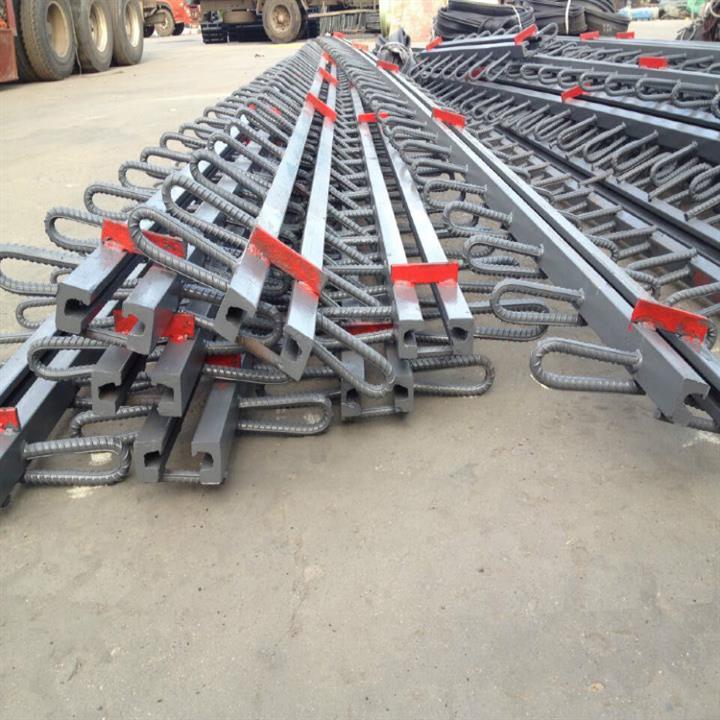 桥梁伸缩缝价格d80型桥梁伸缩缝