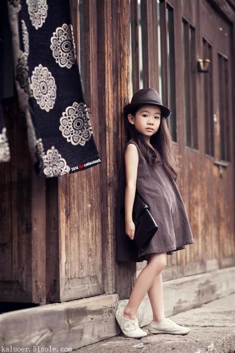 春季来临卡洛儿儿童摄影春季外景套餐推送啦