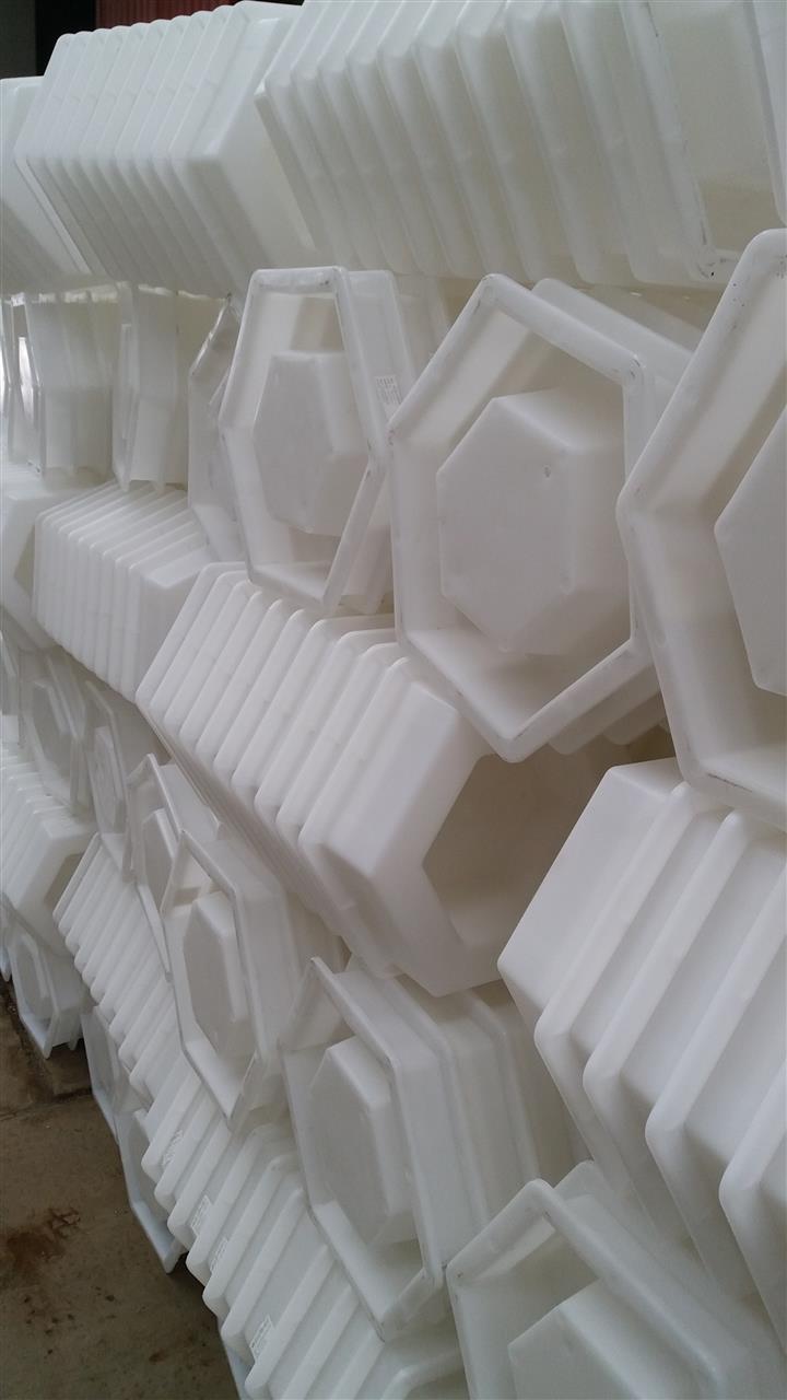 高速公路护坡模具六角护坡模具水泥六棱块砖塑料模具