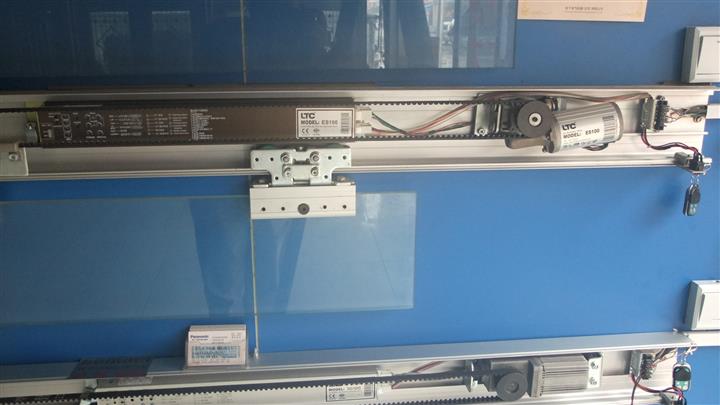 东丽区维修感应门厂家图片_高清图-天津市伊辰电动门科技有限公司-搜